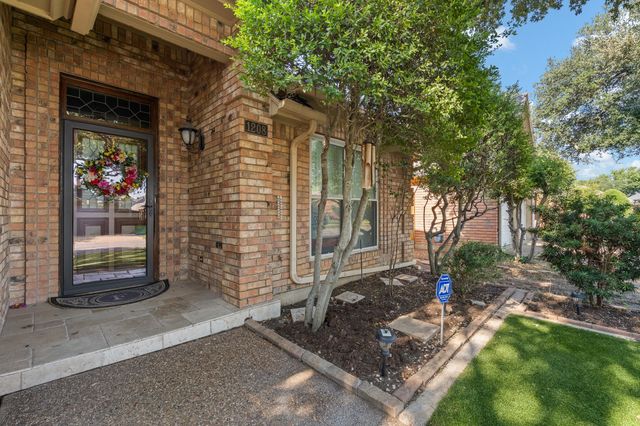 1208 Oriental Avenue, Arlington, TX 76011