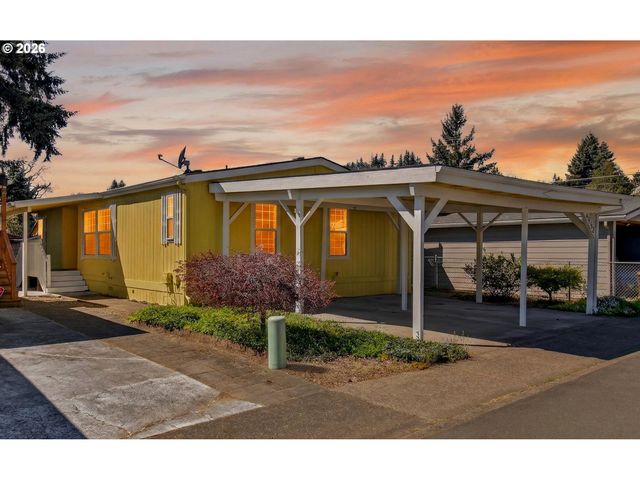 17520 Se 82ND Dr 2, Clackamas, OR 97015