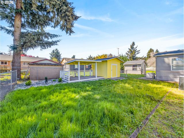 17520 Se 82ND Dr 2, Clackamas, OR 97015