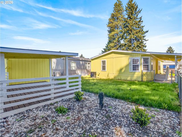 17520 Se 82ND Dr 2, Clackamas, OR 97015