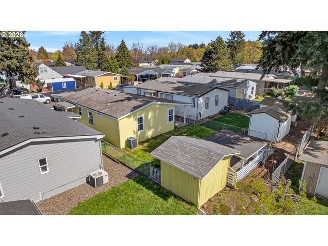 17520 Se 82ND Dr 2, Clackamas, OR 97015