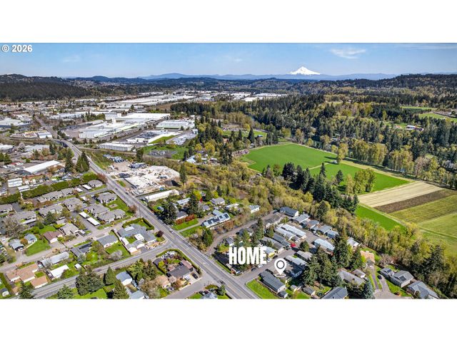 17520 Se 82ND Dr 2, Clackamas, OR 97015