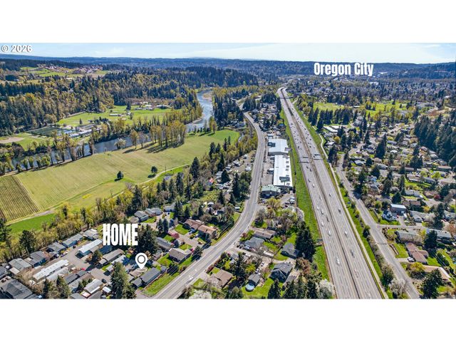 17520 Se 82ND Dr 2, Clackamas, OR 97015