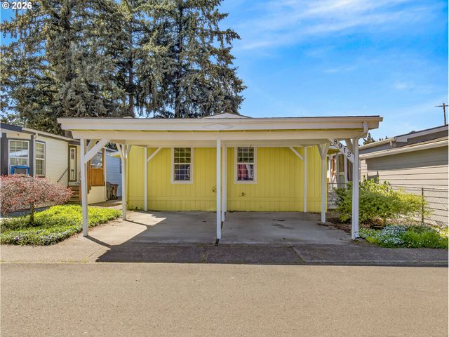 17520 Se 82ND Dr 2, Clackamas, OR 97015