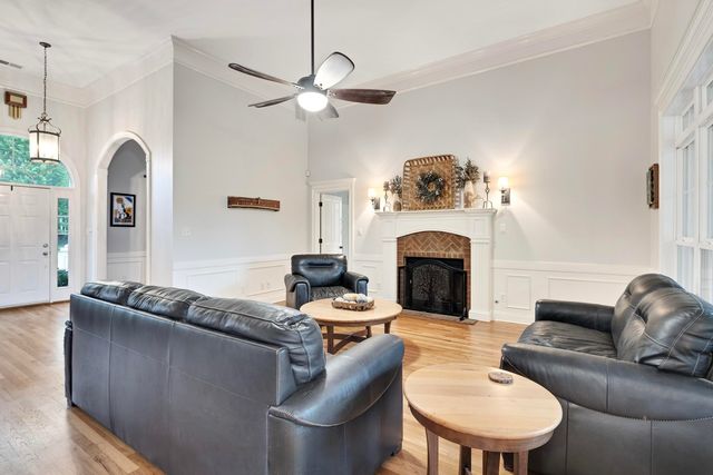 1095 CULBREATH RD, Covington, TN 38019
