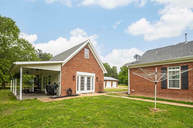 1095 CULBREATH RD, Covington, TN 38019