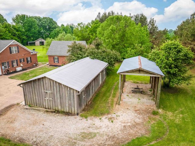 1095 CULBREATH RD, Covington, TN 38019