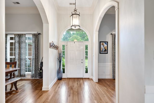 1095 CULBREATH RD, Covington, TN 38019