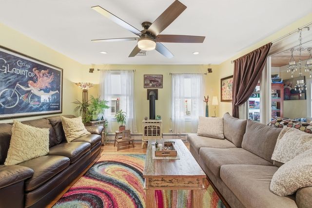 5 W Kenneth St, Lawrence, MA 01843