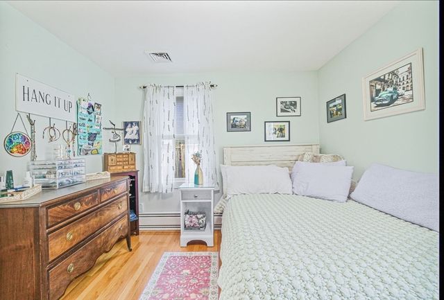 5 W Kenneth St, Lawrence, MA 01843