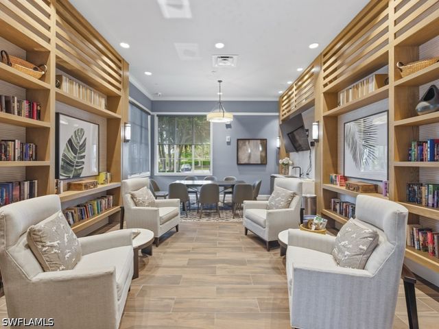 8947 Saint Lucia DR, Naples, FL 34114