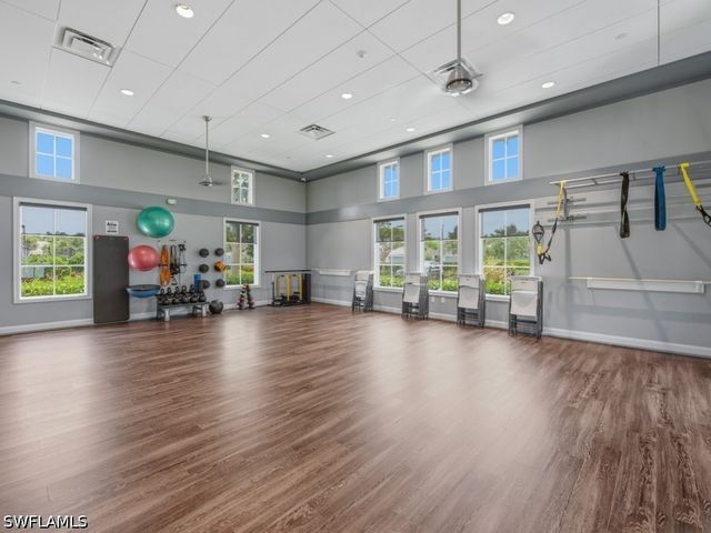 8947 Saint Lucia DR, Naples, FL 34114