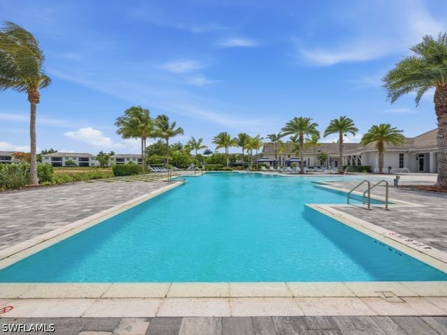 8947 Saint Lucia DR, Naples, FL 34114