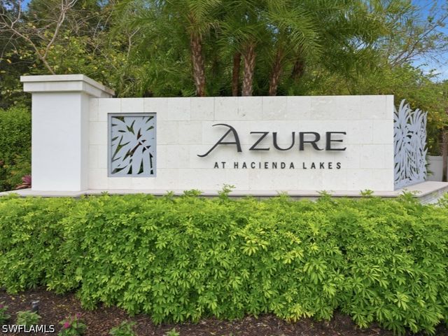 8947 Saint Lucia DR, Naples, FL 34114