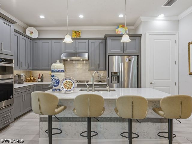 8947 Saint Lucia DR, Naples, FL 34114
