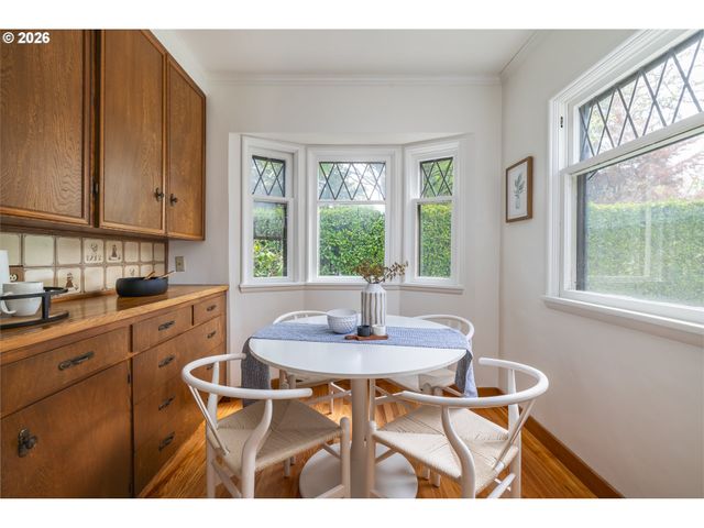 3838 Se GLENWOOD St, Portland, OR 97202