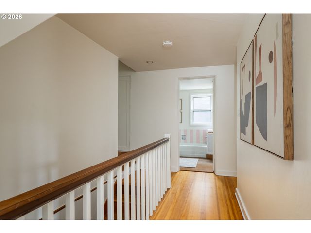 3838 Se GLENWOOD St, Portland, OR 97202