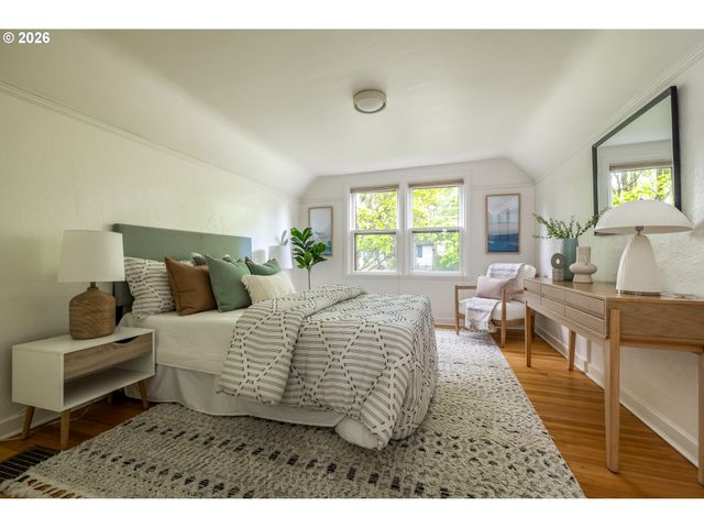 3838 Se GLENWOOD St, Portland, OR 97202