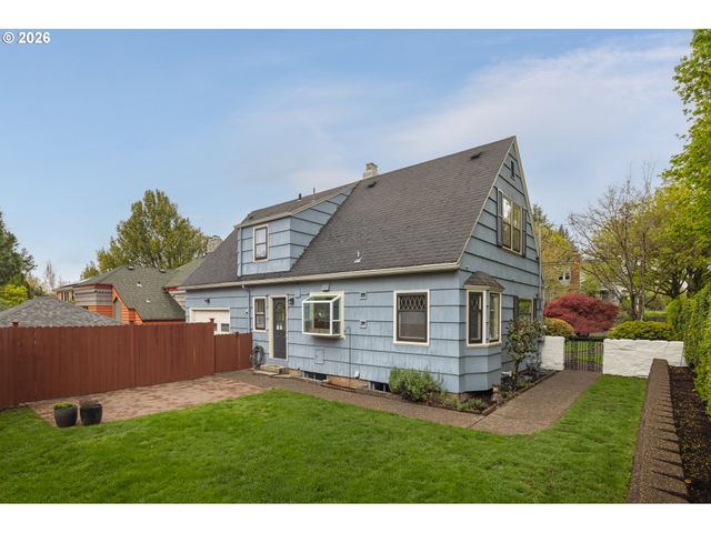 3838 Se GLENWOOD St, Portland, OR 97202