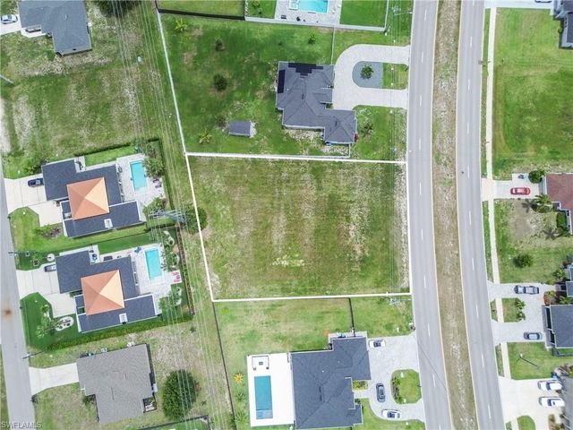 241 El Dorado BLVD S, Cape Coral, FL 33991
