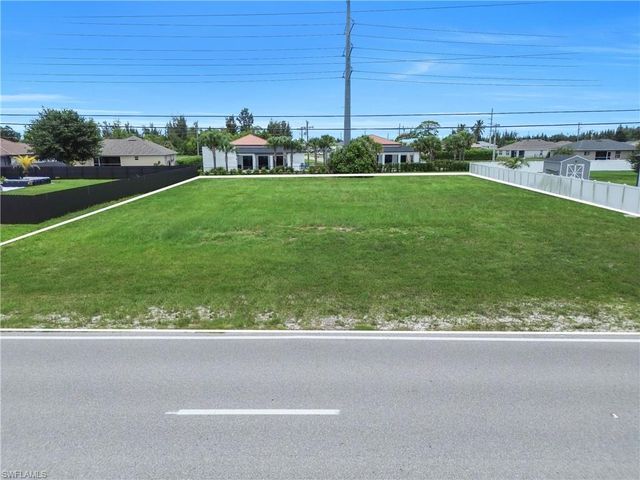 241 El Dorado BLVD S, Cape Coral, FL 33991