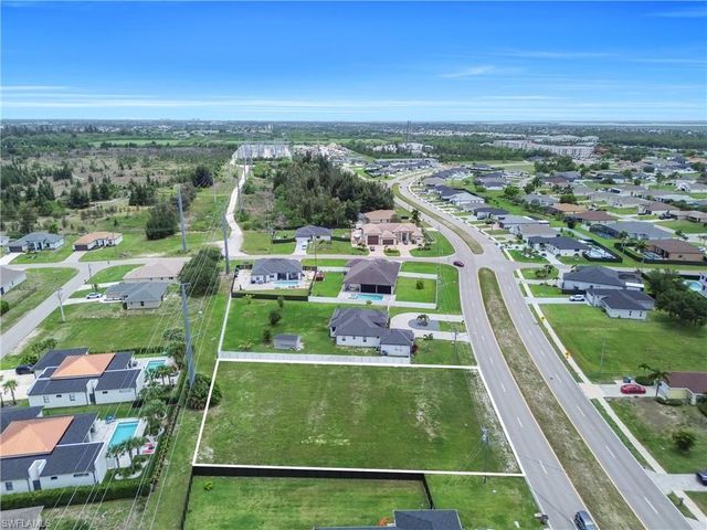241 El Dorado BLVD S, Cape Coral, FL 33991
