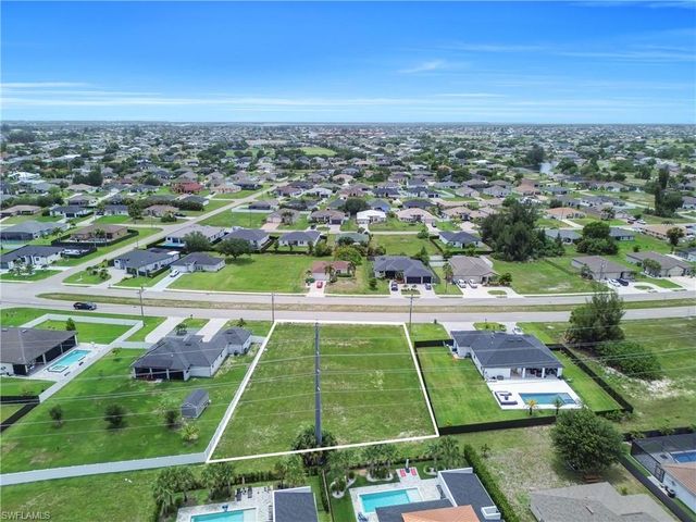 241 El Dorado BLVD S, Cape Coral, FL 33991