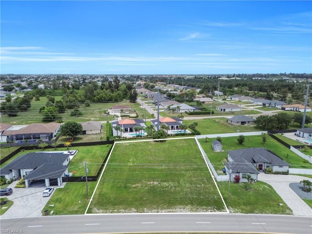241 El Dorado BLVD S, Cape Coral, FL 33991
