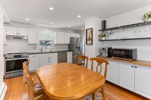 61 Columbus Ave, Easton, MA 02356