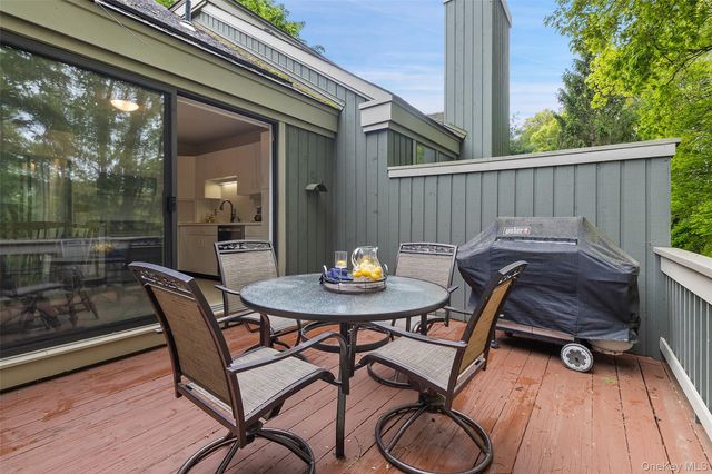 567 Heritage Hills B, Somers, NY 10589