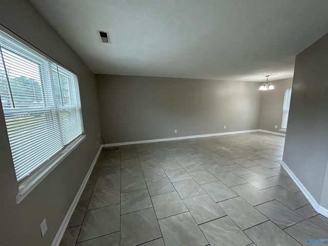 413 Oakland Road, Madison, AL 35758