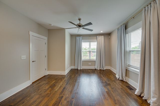 2215 11th Ave, N, Nashville, TN 37208