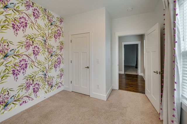 2215 11th Ave, N, Nashville, TN 37208