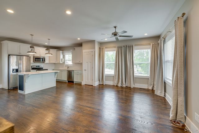 2215 11th Ave, N, Nashville, TN 37208