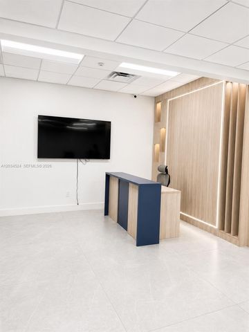 1110 Ponce De Leon Blvd, Coral Gables, FL 33134
