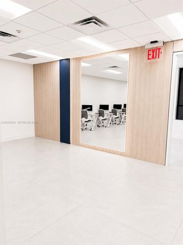 1110 Ponce De Leon Blvd, Coral Gables, FL 33134