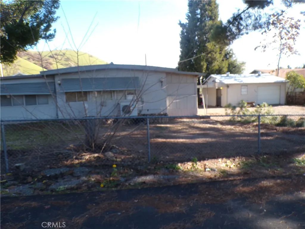3094 5th, Clearlake, CA 95422