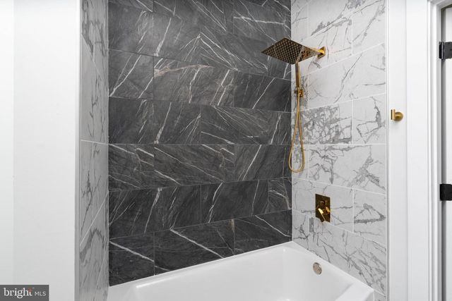 528 W MAIN ST, Millville, NJ 08332