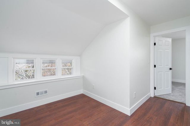 528 W MAIN ST, Millville, NJ 08332