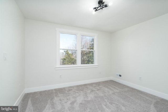 528 W MAIN ST, Millville, NJ 08332