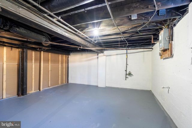 528 W MAIN ST, Millville, NJ 08332