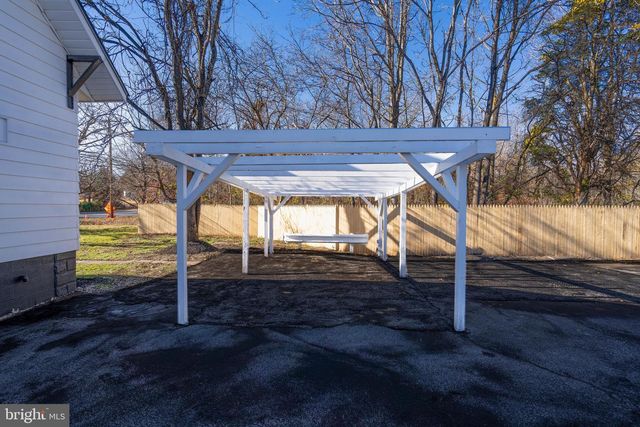 528 W MAIN ST, Millville, NJ 08332