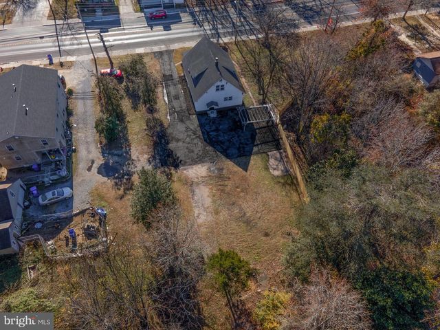 528 W MAIN ST, Millville, NJ 08332