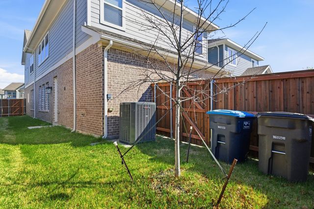 13832 Wembley Bend Way, Fort Worth, TX 76008