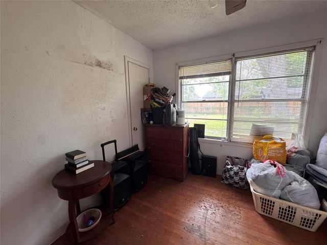 1220 Fresa Road, Pasadena, TX 77502