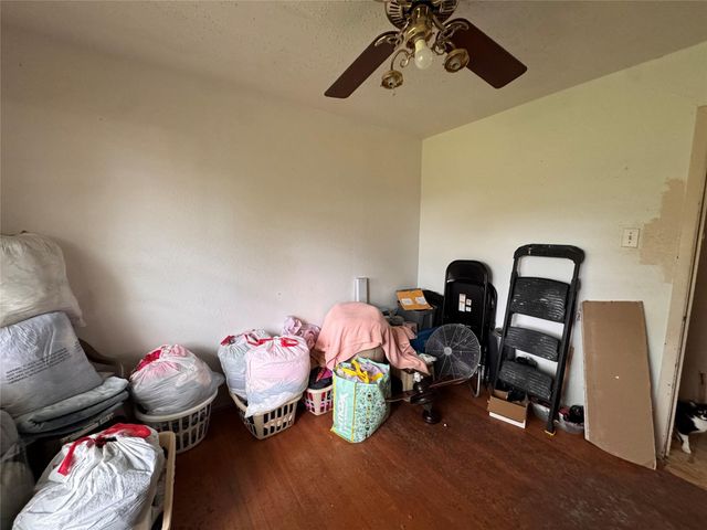 1220 Fresa Road, Pasadena, TX 77502