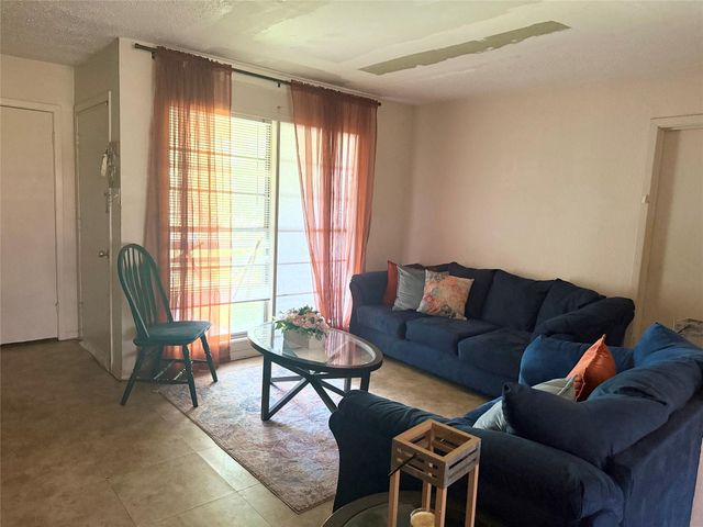 1220 Fresa Road, Pasadena, TX 77502