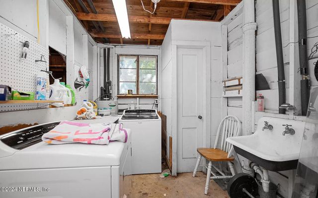 5054 PIRATES COVE Road, Jacksonville, FL 32210