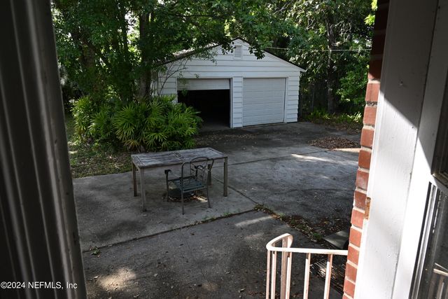 5054 PIRATES COVE Road, Jacksonville, FL 32210