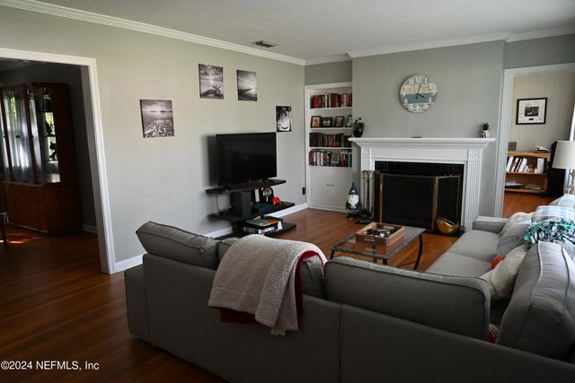 5054 PIRATES COVE Road, Jacksonville, FL 32210